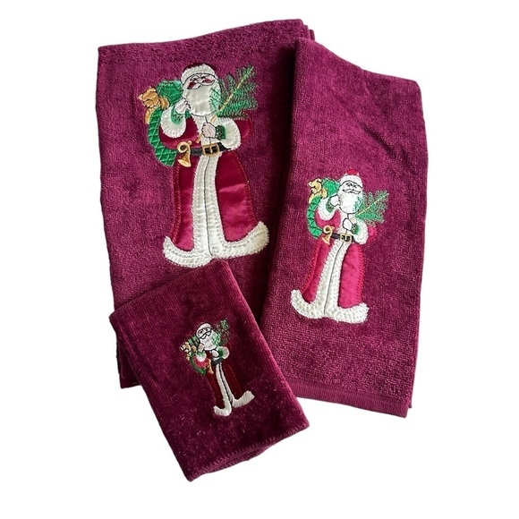 Christmas Embroidered Santa Towel Set Burgundy Towel Wash Cloth & Hand Towel - Picture 1 of 6
